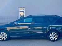 Gebraucht VW Passat 140 PS (102 kW) 2012 Grau Kombi