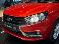 Second-hand Lada Vesta 106 CP (77 kW) 2018 Roșu Break