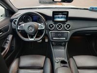 Gebraucht Mercedes GLA220 170 PS (125 kW) 2018 Weiß SUV