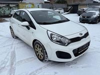 Gebraucht Kia Rio Attract 86 PS (63 kW) 2014 Weiß Limousine