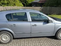 Gebraucht Opel Astra 106 PS (77 kW) 2004 Grau Limousine