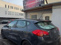 Gebraucht Kia Ceed 135 PS (99 kW) 2015 Grün Kleinwagen