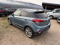 Gebraucht Hyundai i20 Active 120 PS (88 kW) 2017 Blau Kleinwagen