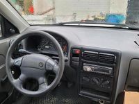 Second-hand VW Caddy 64 CP (47 kW) 2004 Alb Monovolum