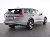 Gebraucht Volvo V60 CC Plus 196 PS (144 kW) 2023 Grau Kombi