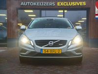 Gebraucht Volvo S60 R-Design 150 PS (110 kW) 2012 Electric silver (477) Limousine