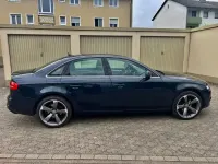 Gebraucht Audi A4 Ambition 150 PS (110 kW) 2012 Blau Limousine