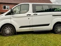 Gebraucht Ford Tourneo 100 PS (73 kW) 2016 Weiß Van / Kleinbus
