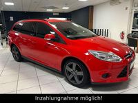 Gebraucht Ford Focus Trend 116 PS (85 kW) 2014 Rot Kombi