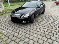 Gebraucht Mercedes E250 204 PS (150 kW) 2011 Schwarz Limousine