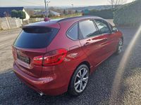 Gebraucht BMW 220 Sport Line 190 PS (139 kW) 2015 Flamencorot brillant Van / Kleinbus