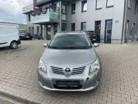 Gebraucht Toyota Avensis Executive 150 PS (110 kW) 2010 Silber Kombi