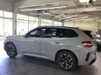 Gebraucht BMW X3 M Sport 197 PS (144 kW) 2025 Brooklyn grau metallic SUV