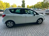 Gebraucht Opel Meriva 101 PS (74 kW) 2011 Weiß Van / Kleinbus