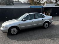 Usata Audi A4 125 CV (91 kW) 1995 Argento Berlina