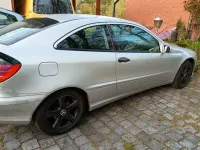 Gebraucht Mercedes C180 Elegance 129 PS (94 kW) 2002 Silber Limousine