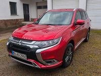 Gebraucht Mitsubishi Outlander P-HEV 224 PS (164 kW) 2019 Rot SUV
