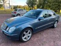 Gebraucht Mercedes E280 190 PS (139 kW) 2006 Blau Limousine