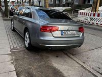 Gebraucht Audi A8 351 PS (258 kW) 2010 Grau Limousine