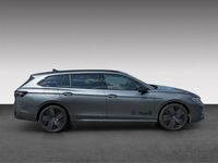 Gebraucht VW Passat R-line 193 PS (141 kW) 2025 Diabasgrau metallic Kombi