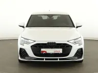 Gebraucht Audi S3 Comfort 333 PS (244 kW) 2025 Arkonaweiß Limousine
