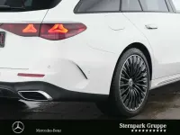 Gebraucht Mercedes E300 AMG 204 PS (150 kW) 2025 Unilack polarweiß Kombi