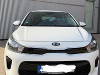 Gebraucht Kia Rio Edition 7 84 PS (61 kW) 2018 Weiß Limousine