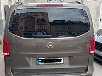 Usata Mercedes V220 163 CV (119 kW) 2016 Grigio Monovolume