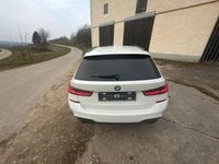 Gebraucht BMW 330e M Sport 292 PS (214 kW) 2021 Weiß Kombi