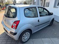 Gebraucht Renault Twingo Authentique 58 PS (42 kW) 2008 Silber Kleinwagen
