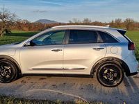 Gebraucht Kia Niro Spirit 105 PS (77 kW) 2018 Silber SUV
