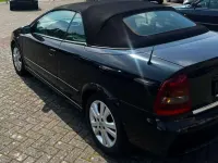 Gebraucht Opel Astra 101 PS (74 kW) 2002 Schwarz Cabrio