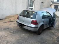 Gebraucht VW Golf IV 75 PS (55 kW) 2002 Silber Kleinwagen