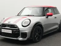 Używany Mini Cooper 156 KM (114 kW) 2024 Szary Hatchback