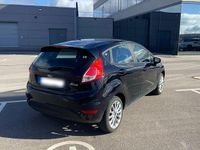 Gebraucht Ford Fiesta Celebration 80 PS (58 kW) 2017 Schwarz Kleinwagen