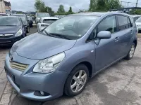 Gebraucht Toyota Verso 126 PS (92 kW) 2012 Blau Van / Kleinbus