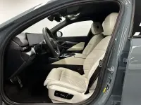 Gebraucht BMW 550e M Sport 489 PS (359 kW) 2025 Cape york grün Limousine