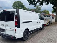 Gebraucht Opel Vivaro 145 PS (106 kW) 2017 Weiß Van / Kleinbus