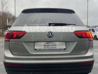 gebraucht VW Tiguan DSG Automatik NAVI LED PDC SHZ