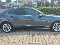 Gebraucht Mercedes E220 Avantgarde 170 PS (125 kW) 2009 Grau Limousine