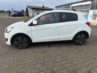 Gebraucht Mitsubishi Space Star Edition 80 PS (58 kW) 2018 Weiß Limousine