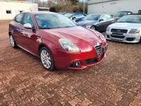 Gebraucht Alfa Romeo Giulietta Turismo 170 PS (125 kW) 2012 Rot Limousine