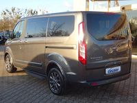 Gebraucht Ford Tourneo Titanium 185 PS (136 kW) 2021 Grau Van / Kleinbus