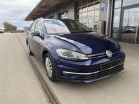 Gebraucht VW Golf VII Comfortline 110 PS (80 kW) 2018 Blau Kombi