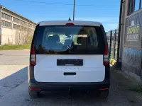 Second-hand VW Caddy 114 CP (83 kW) 2021 Alb Monovolum