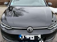 Gebraucht VW Golf VIII Style 150 PS (110 kW) 2022 Schwarz Limousine