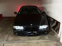 Gebraucht BMW 525 Sport Line 192 PS (141 kW) 2002 Schwarz Limousine