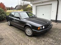 Second-hand BMW 525 170 CP (125 kW) 1990 Berlinǎ