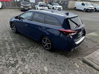 gebraucht Toyota Auris Hybrid 1.8 VVT-i Hybrid Automatik Touring Sports Team Deu