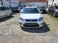Używany Ford Focus Style 125 KM (91 kW) 2009 Biały Kombi